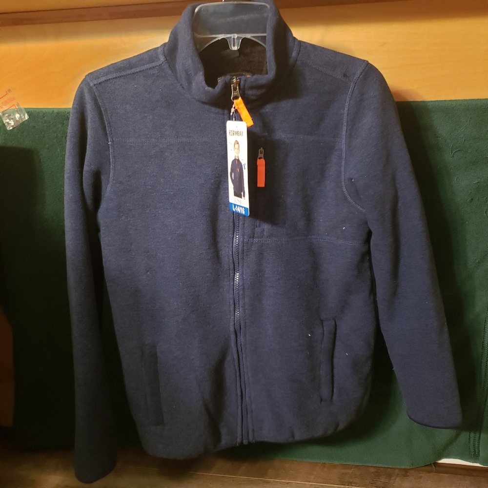 Boys nwt size large 14/16, 38° heat jacket